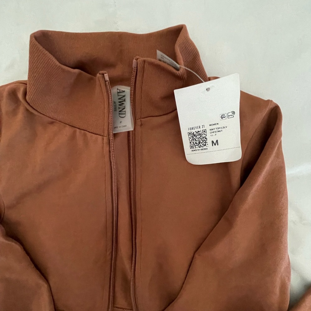 Active zip up in mauve - Picture 3 of 4